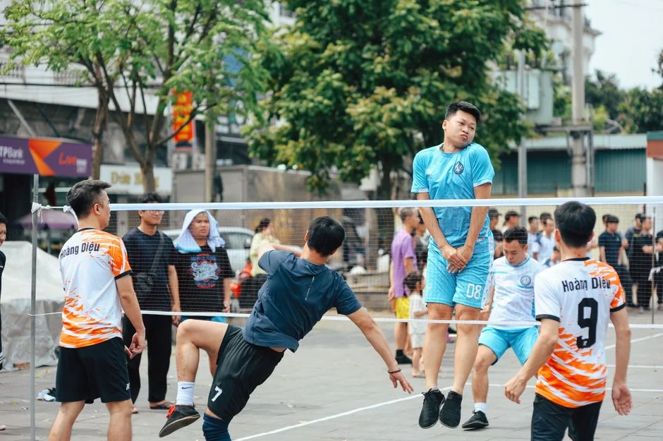 EDG下路对线崩盘真相揭晓！团战站位问题分析